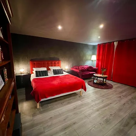 L'escape Apartment *