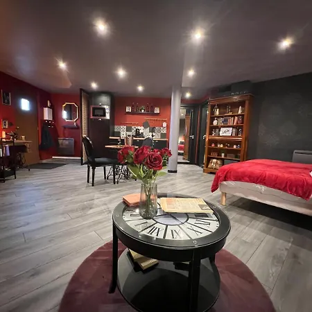 L'escape Apartment *